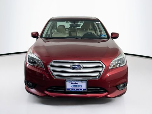 Used 2017 Subaru Legacy 2.5i Limited AWD/4WD image 2