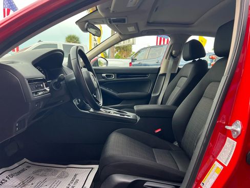 Used 2023 Honda Civic EX image 10