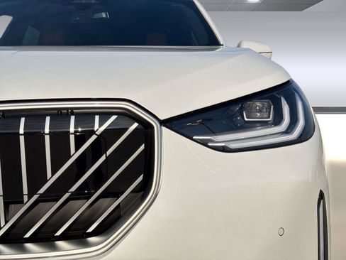 New 2026 BMW X3 xDrive30 w/ Premium Package AWD/4WD image 10