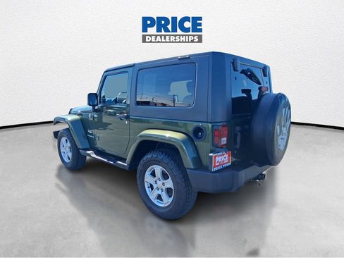 Used 2007 Jeep Wrangler Sahara w/ Dual Top Group AWD/4WD image 8