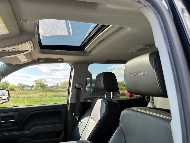 Used 2017 GMC Sierra 1500 Denali AWD/4WD image 17