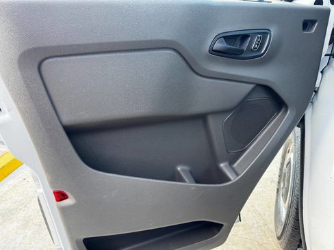 Used 2023 Ford Transit 350 XL image 33