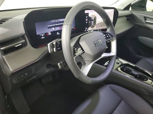 New 2026 Audi Q3 quattro 2.0T AWD/4WD image 24