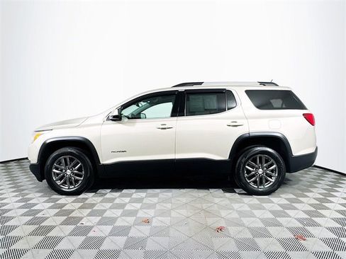 Used 2017 GMC Acadia SLT image 5