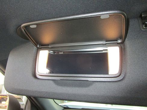 New 2026 GMC Terrain AT4 w/ Technology Package II AWD/4WD image 40