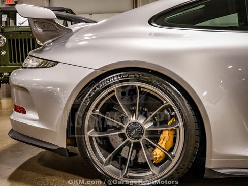 Used 2016 Porsche 911 GT3 RWD image 84
