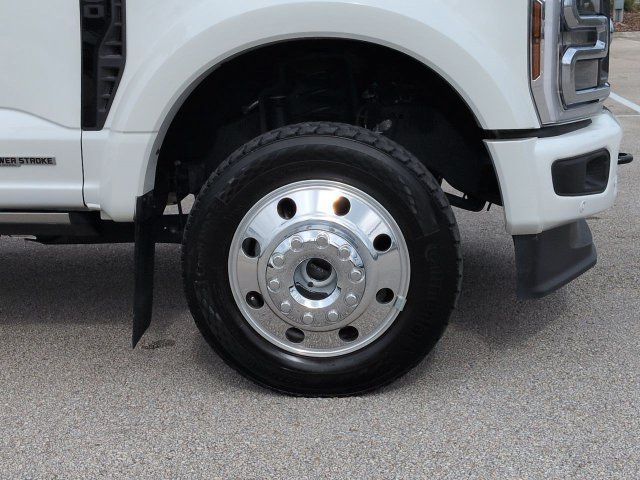 Certified 2026 Ford F450 Platinum AWD/4WD image 11