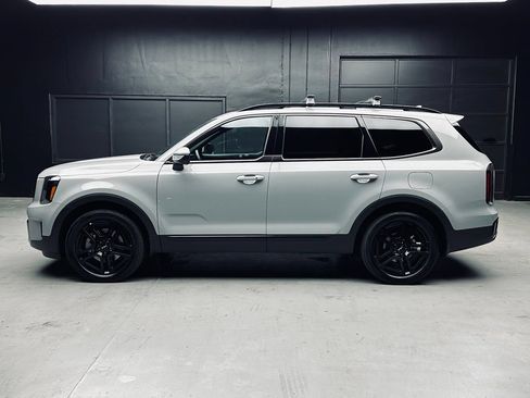 Used 2024 Kia Telluride EX X-Line AWD/4WD image 4