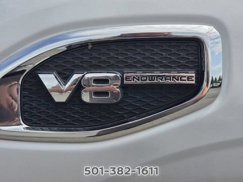 Used 2017 Nissan Titan SV AWD/4WD image 20