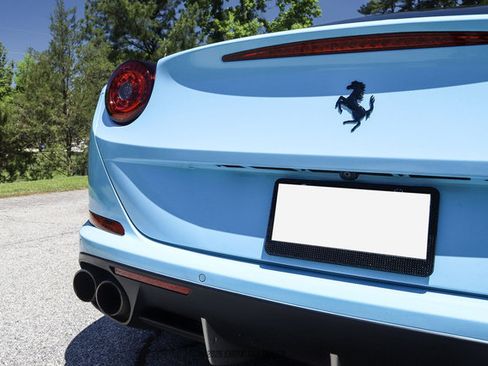 Used 2015 Ferrari California T RWD image 84