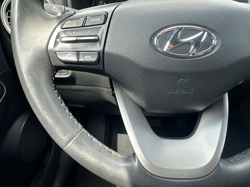 Used 2019 Hyundai Kona SEL AWD/4WD image 16