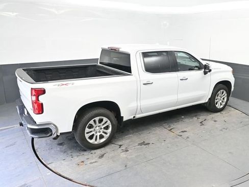 Used 2023 Chevrolet Silverado 1500 LTZ AWD/4WD image 23