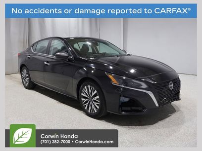 Used 2024 Nissan Altima 2.5 SV