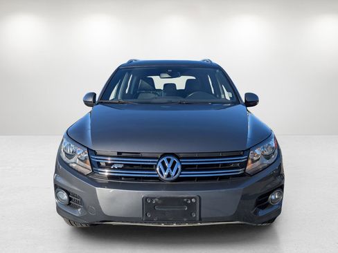 Used 2016 Volkswagen Tiguan R-Line image 2