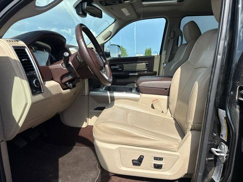 Used 2017 RAM 2500 Laramie w/ Protection Group AWD/4WD image 9