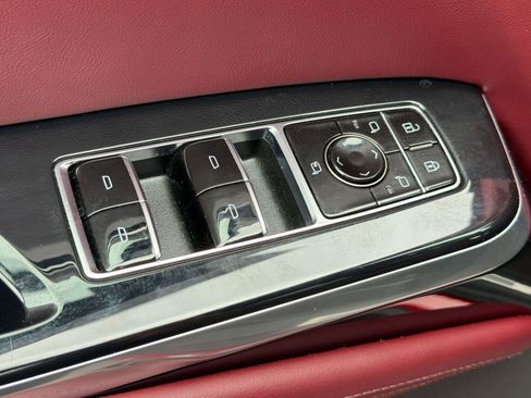 Used 2025 Cadillac Escalade ESV Sport w/ Touring Package AWD/4WD image 8