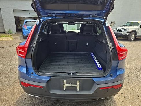 Used 2020 Volvo XC40 T5 R-Design w/ Protection Package Premier AWD/4WD image 10