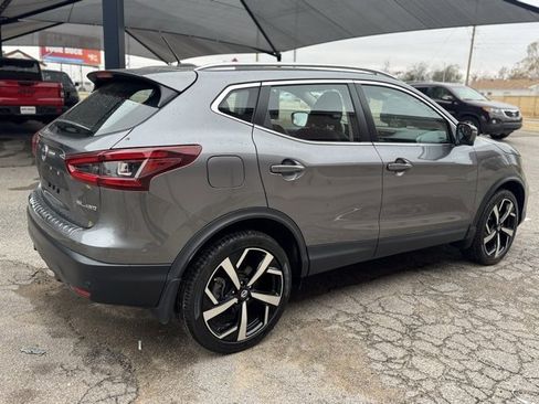 Used 2022 Nissan Rogue Sport SL image 6