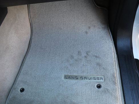 Used 2008 Toyota Land Cruiser image 77