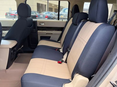 Used 2017 Ford Flex SEL FWD image 10