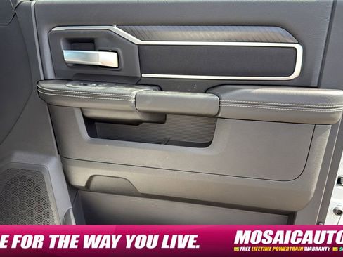 New 2026 RAM 2500 Big Horn AWD/4WD image 10