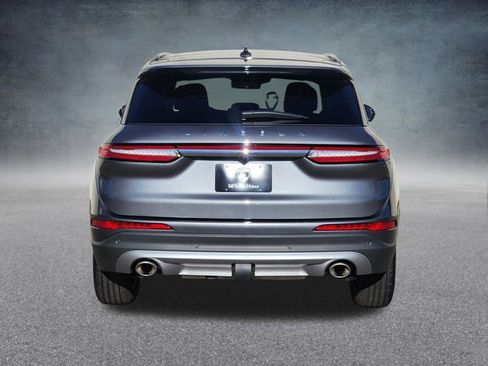 New 2025 Lincoln Corsair Reserve w/ Towing Package image 6