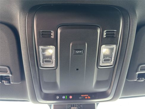 Used 2023 Chevrolet Tahoe LS AWD/4WD image 30