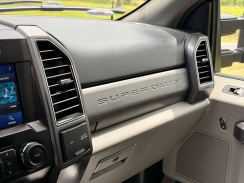 Used 2021 Ford F250 XLT w/ XLT Value Package AWD/4WD image 19