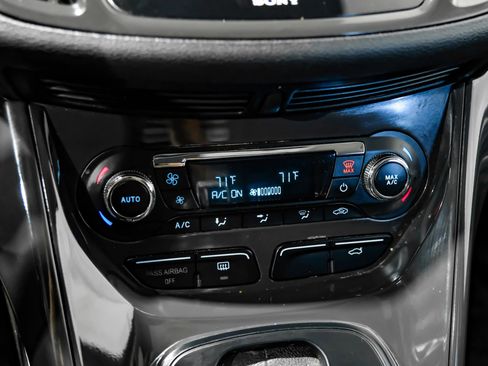 Used 2014 Ford Escape Titanium image 31