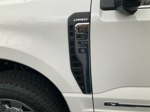 New 2026 Ford F350 Lariat w/ Chrome Package image 9