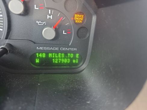 Used 2005 Ford Explorer XLT RWD image 22