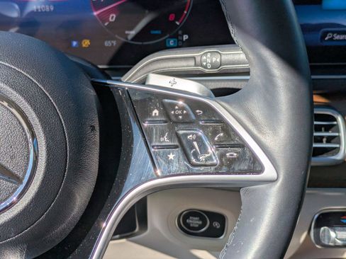 Used 2024 Mercedes-Benz GLS 450 4MATIC image 20