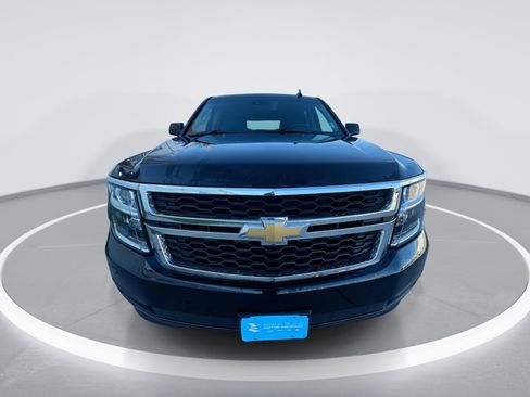 Used 2019 Chevrolet Tahoe LT image 3