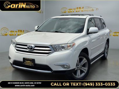 Used 2011 Toyota Highlander Limited w/ Tow Pkg