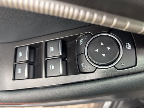 New 2026 Ford Explorer ST-Line w/ ST-Line Street Pack image 19