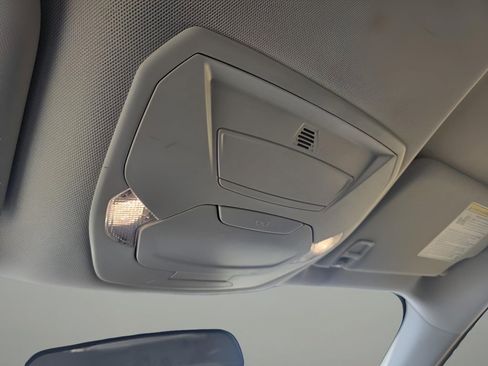 Used 2018 Ford Escape SE image 23