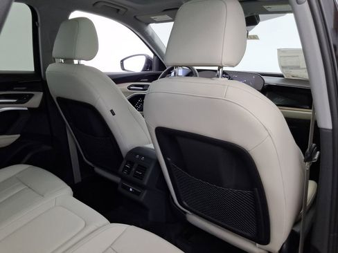 New 2025 Audi Q5 Premium Plus image 23