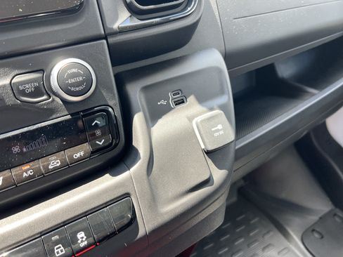 Used 2022 RAM ProMaster 3500 FWD image 21