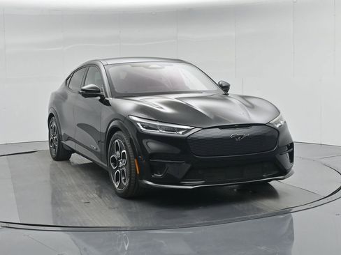 Used 2023 Ford Mustang Mach-E GT image 56