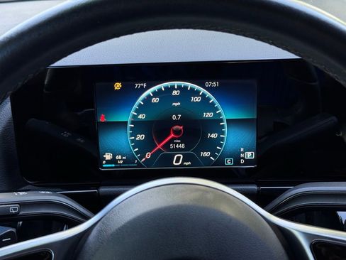 Used 2021 Mercedes-Benz GLA 250 image 11