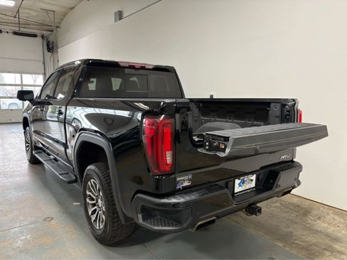 Used 2020 GMC Sierra 1500 AT4 w/ Off Road Performance Package AWD/4WD image 5