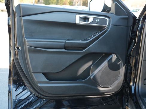 Used 2020 Ford Explorer 4WD w/ Class III Trailer Tow Package image 14