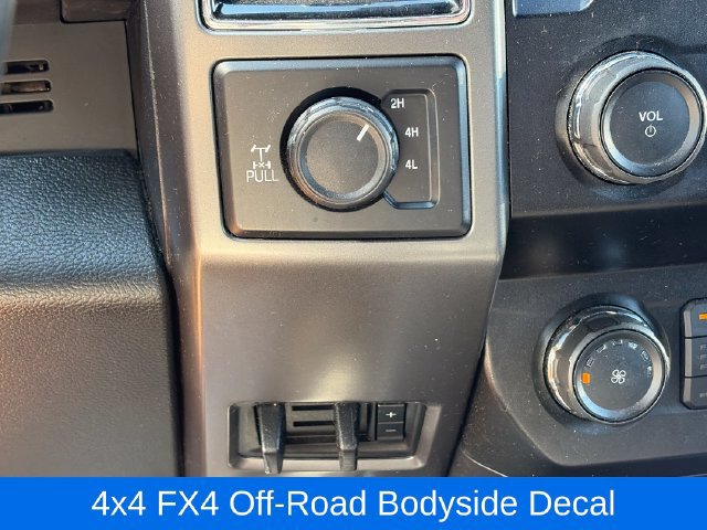 Used 2020 Ford F150 XLT w/ Equipment Group 302A Luxury AWD/4WD image 23