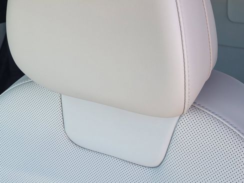 New 2025 Hyundai Tucson SEL image 18