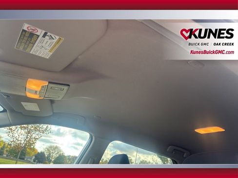 Used 2024 Nissan Rogue SV image 12