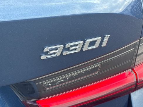 Used 2023 BMW 330i Sedan w/ Premium Package RWD image 8