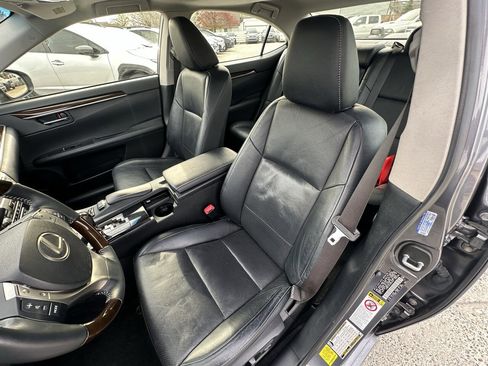 Used 2013 Lexus ES 350 w/ Luxury Pkg image 5