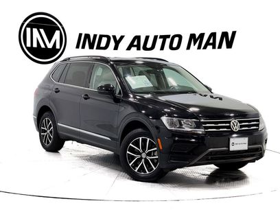 Used 2021 Volkswagen Tiguan SE w/ Panoramic Sunroof Package