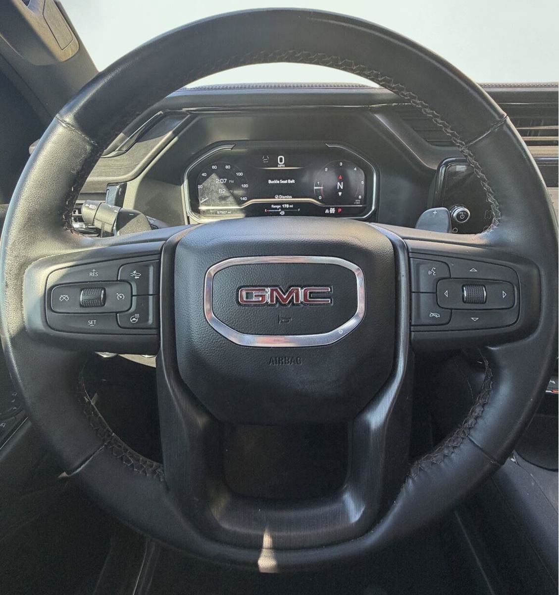 Used 2024 GMC Sierra 1500 AT4 w/ Technology Package AWD/4WD image 17