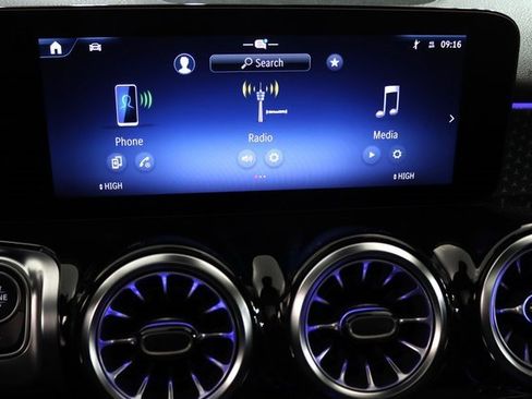 Certified 2025 Mercedes-Benz GLB 250 GLB 250 image 7